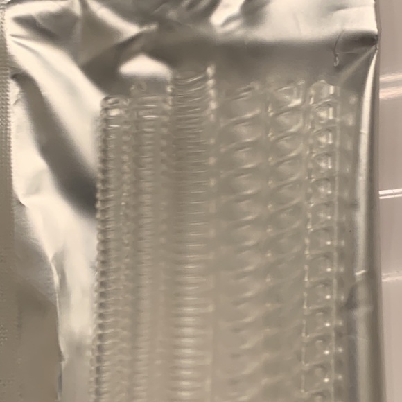 RingSizer Adjuster for LooseRings 6 Pack, 3 Sizer,Different BandWidths –Silicone - Picture 4 of 11